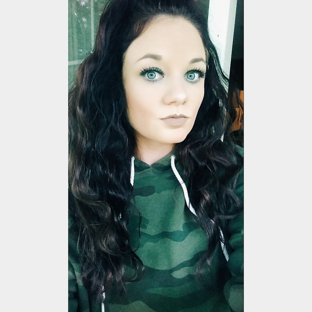 Meet your Posher, Christina